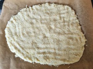 Pizza automnale à la pâte de chou fleur