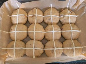 Hot cross buns