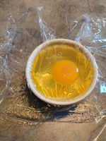 Gaufres d'épinards, œufs et bacon