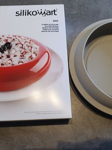 Entremet chocolat noir, citron vert, framboises