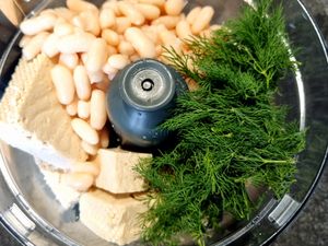Boulettes de tofu et salade de haricots verts
