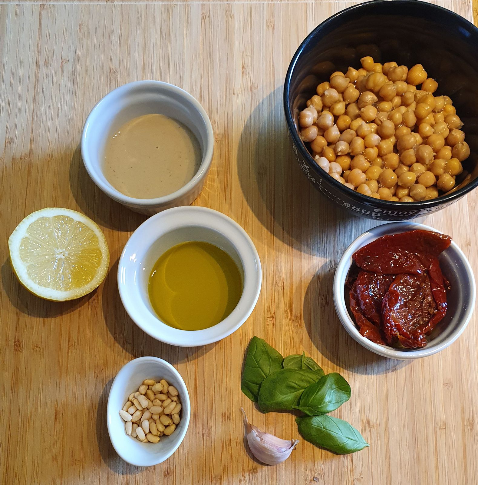 Houmous aux tomates séchées