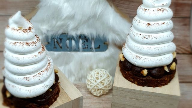 Sapins meringués orange chocolat noir