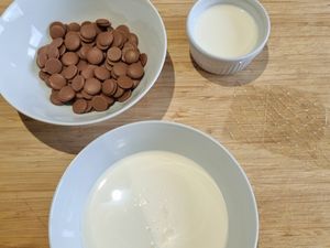 Bûche clémentine et chocolat au caramel