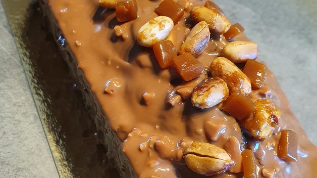 Cake marbré cacahuètes et chocolat