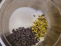 Muffins avocat, chocolat et pistaches