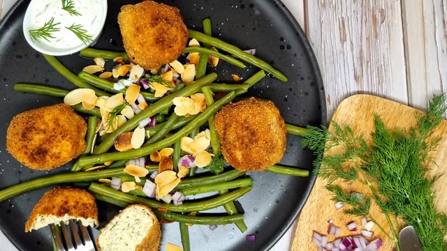 Boulettes de tofu et salade de haricots verts