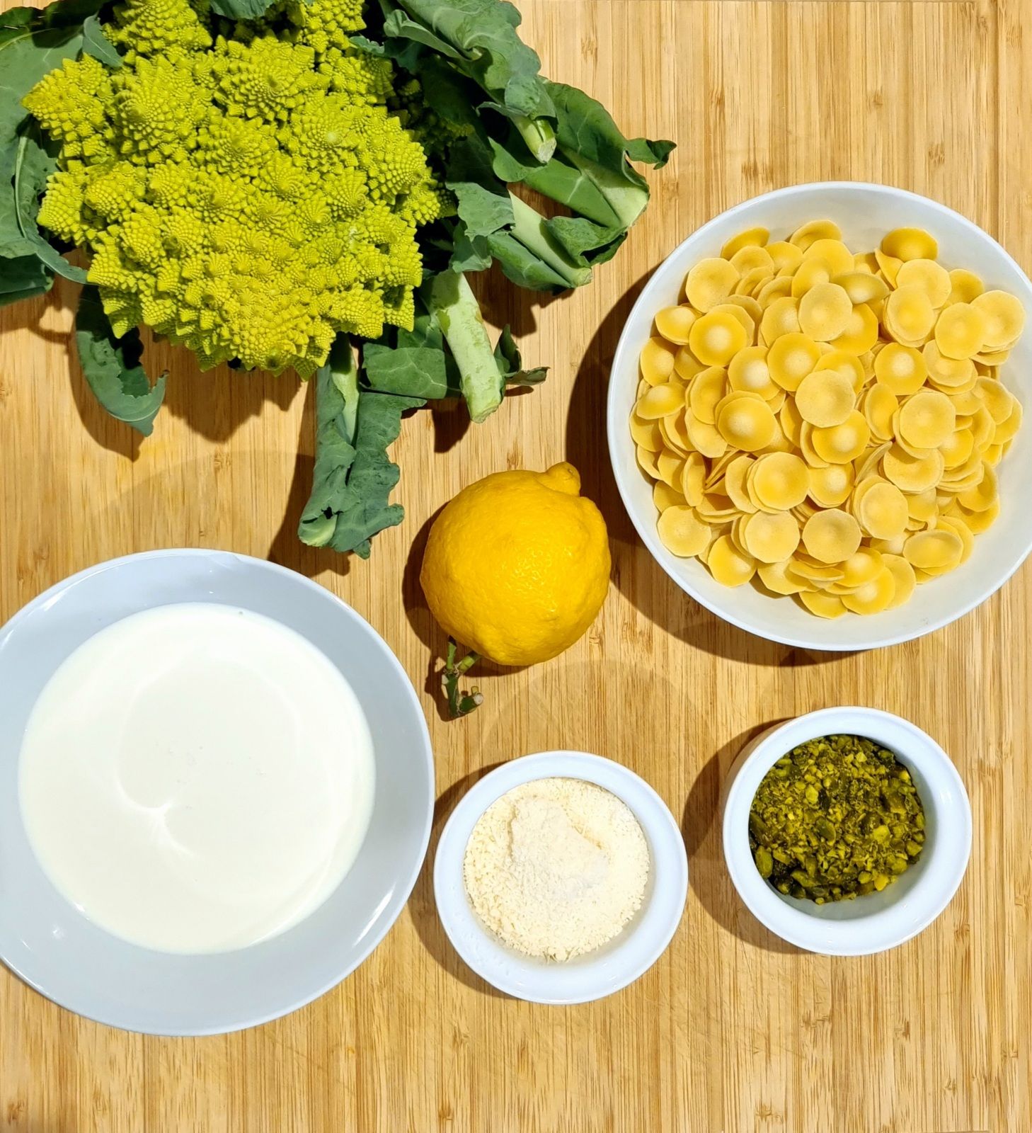 Pâtes au chou romanesco et au citron