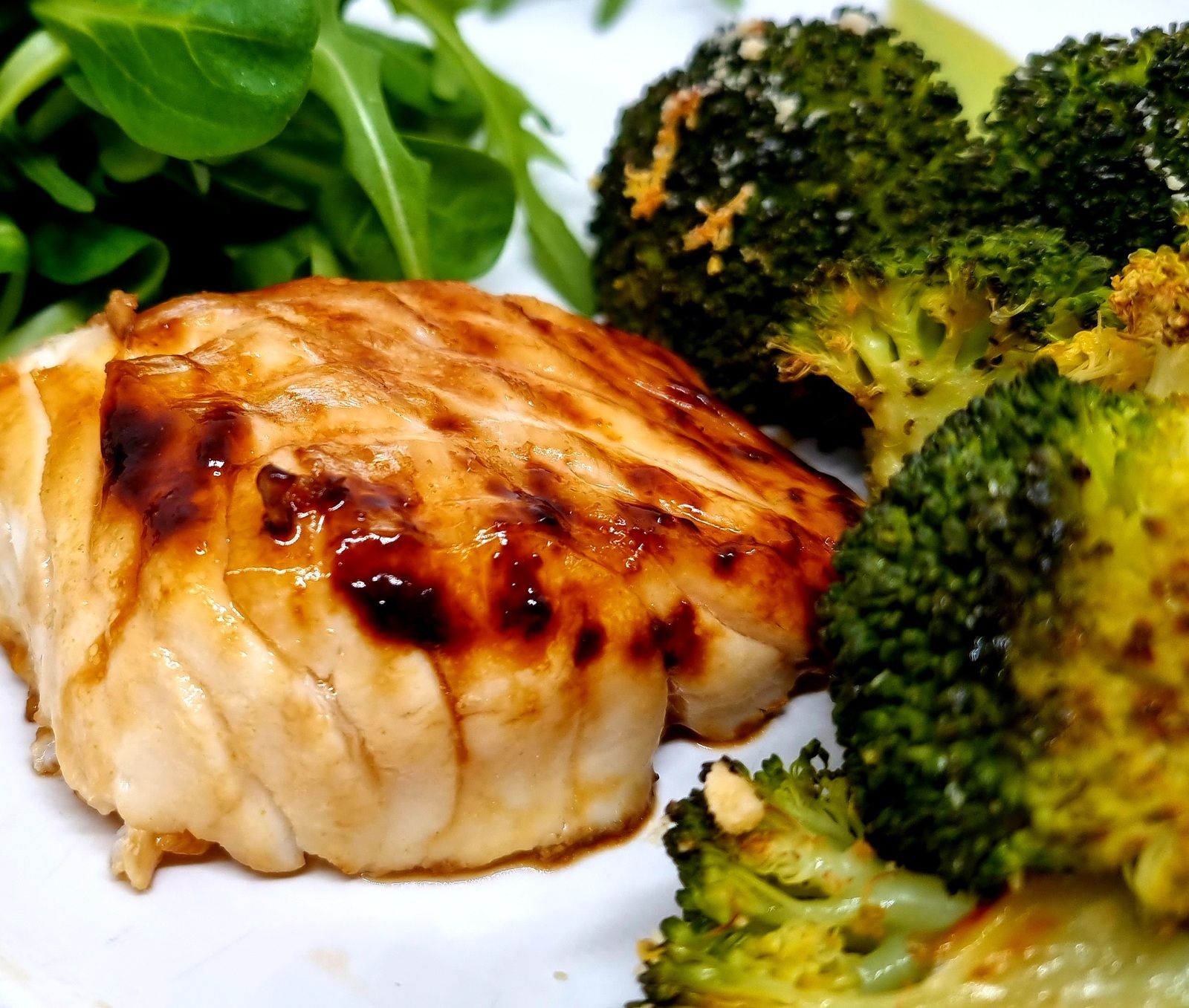 Cabillaud teriyaki et brocolis rôtis