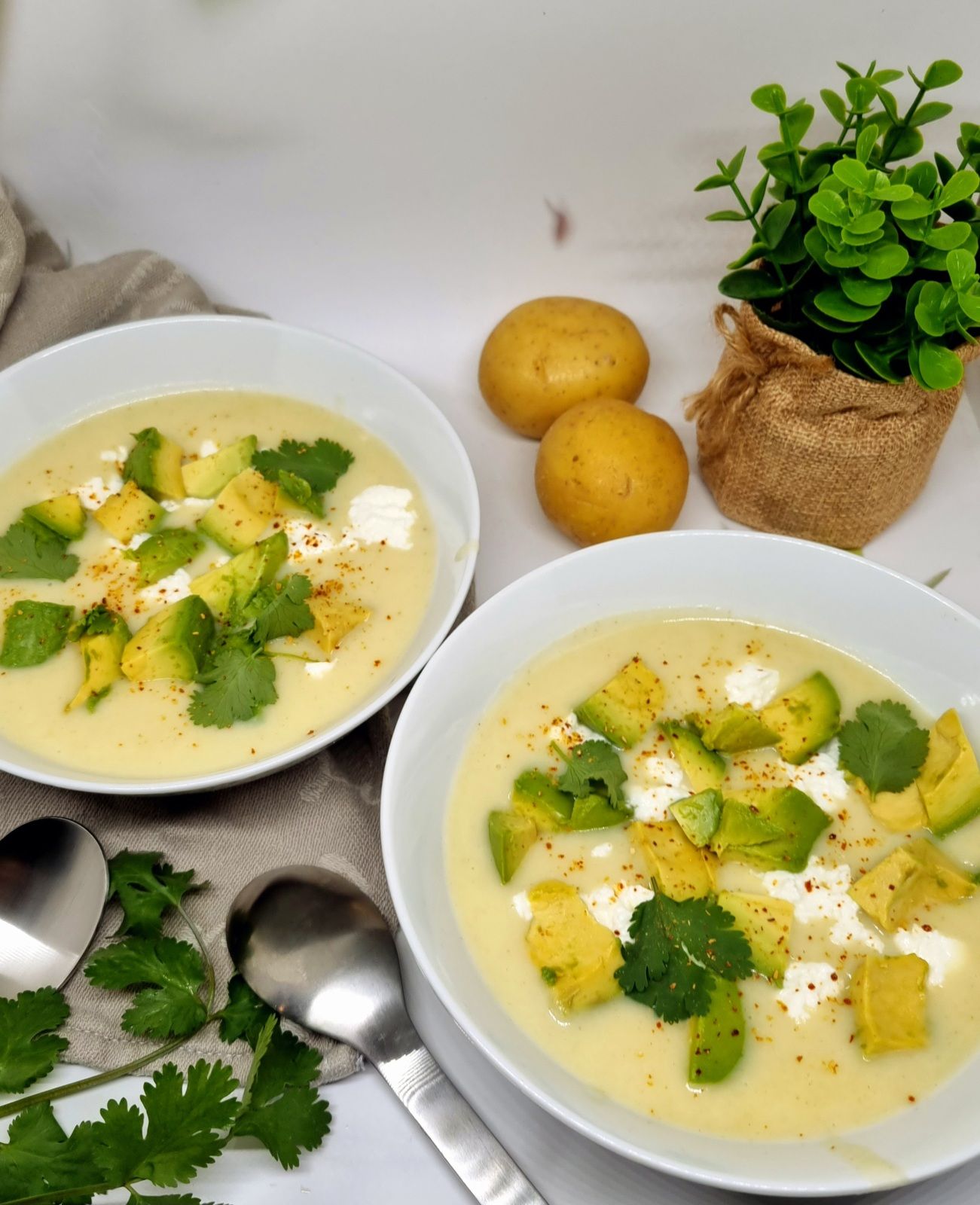 Soupe pomme de terre avocat