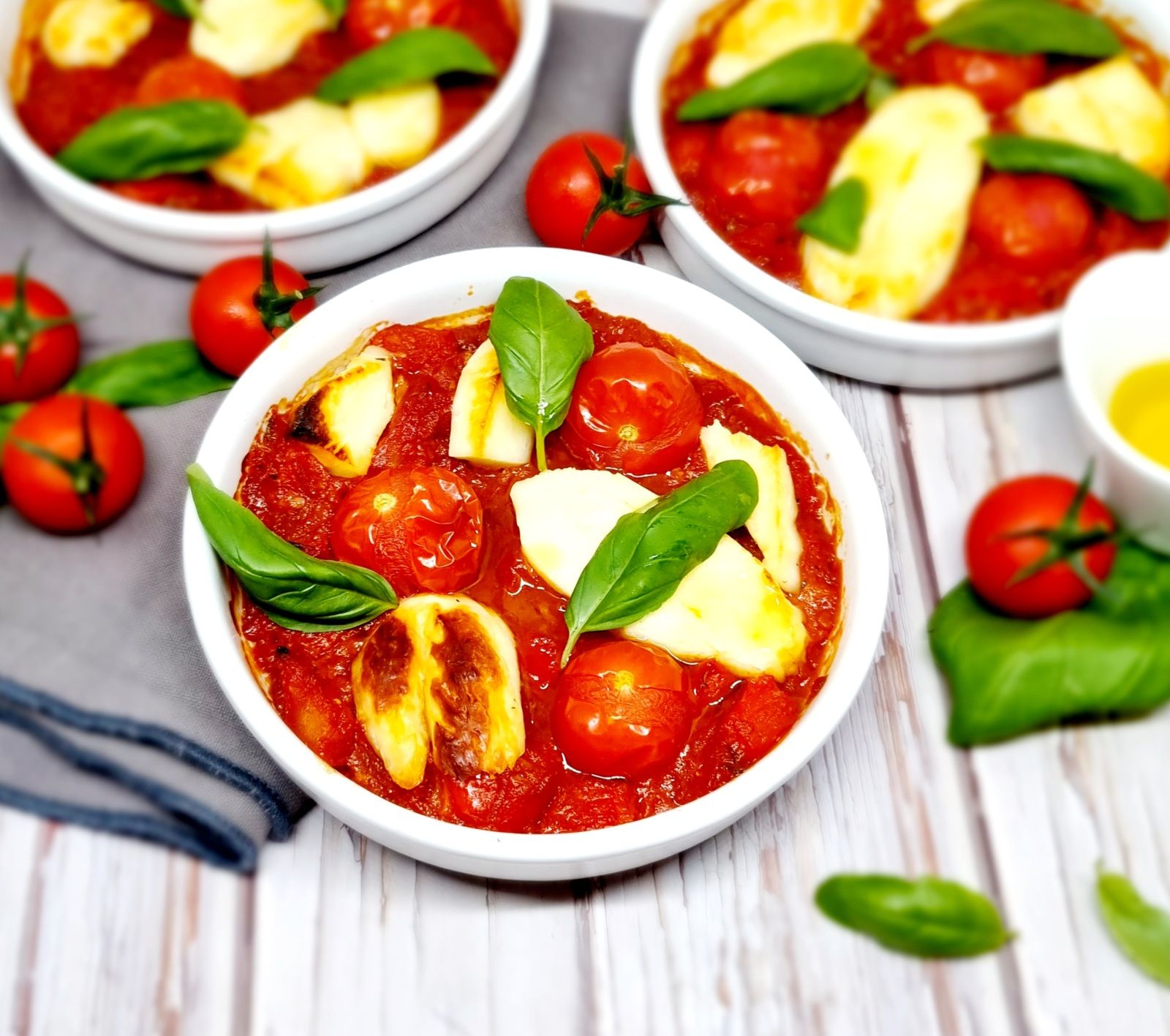 Gratins de poivrons, tomates et halloumi
