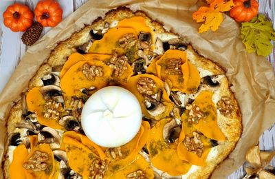 Pizza automnale à la pâte de chou fleur