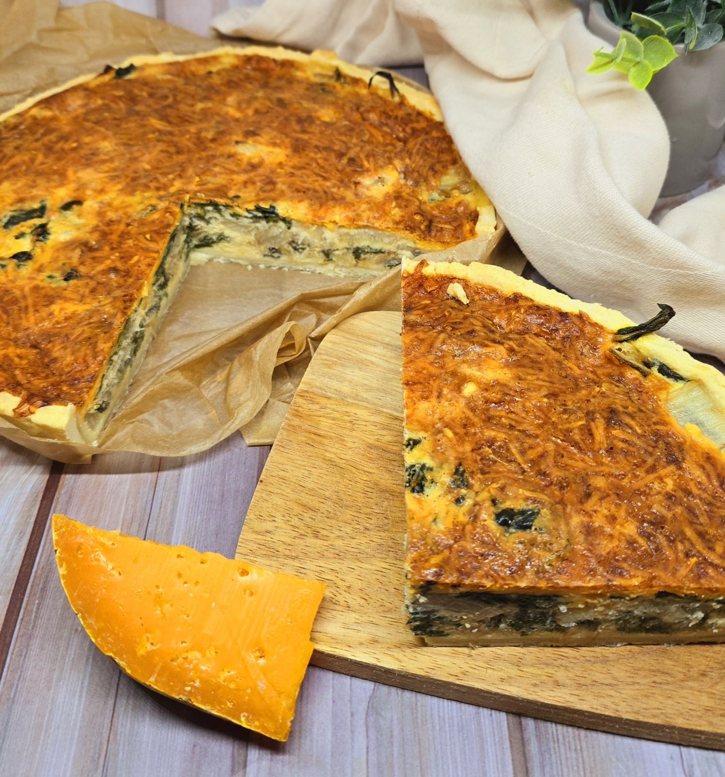 Quiche à la mimolette et aux blettes
