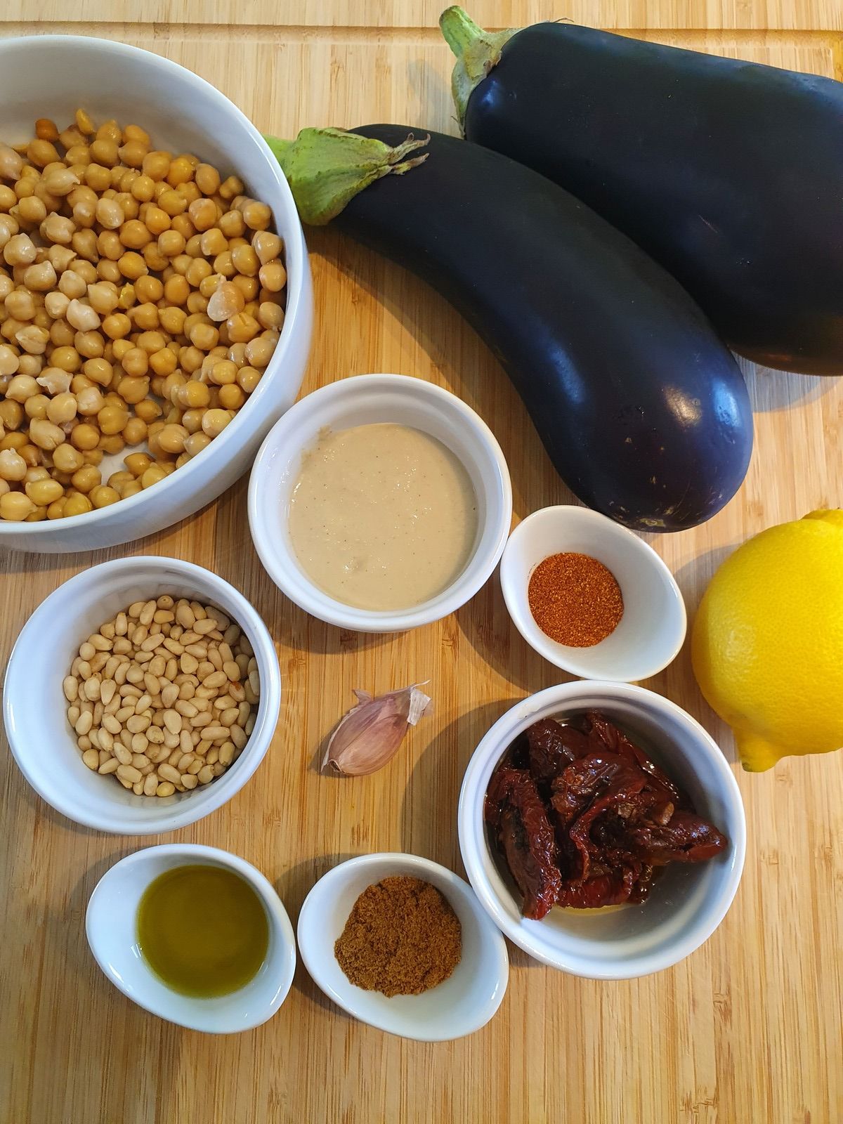 Aubergines aux pois chiches grillés