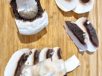 Tatin aux champignons, chèvre et tomates confites