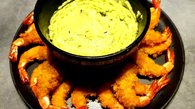 Gambas ultra-croustillantes et guacamole