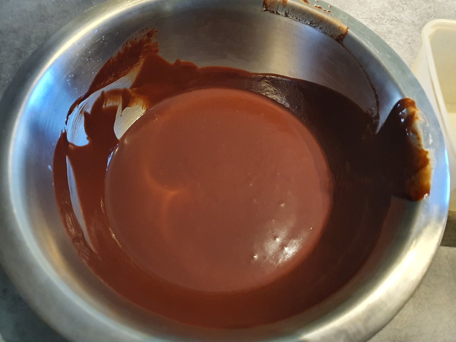 Macarons chocolat noir et fleur de sel