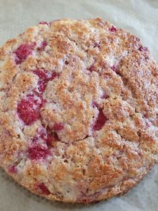Scones aux framboises