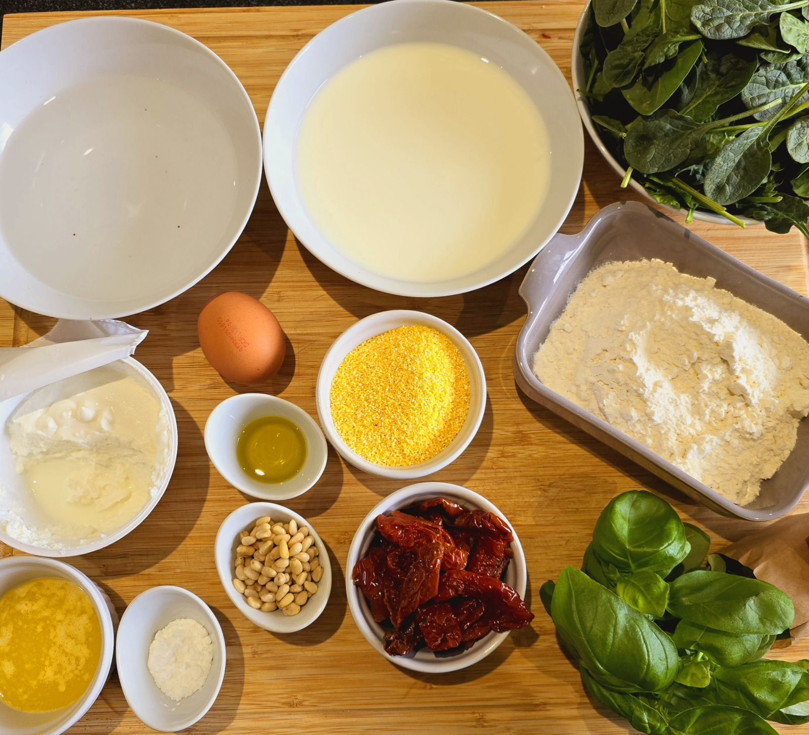 Gaufres de polenta et épinards