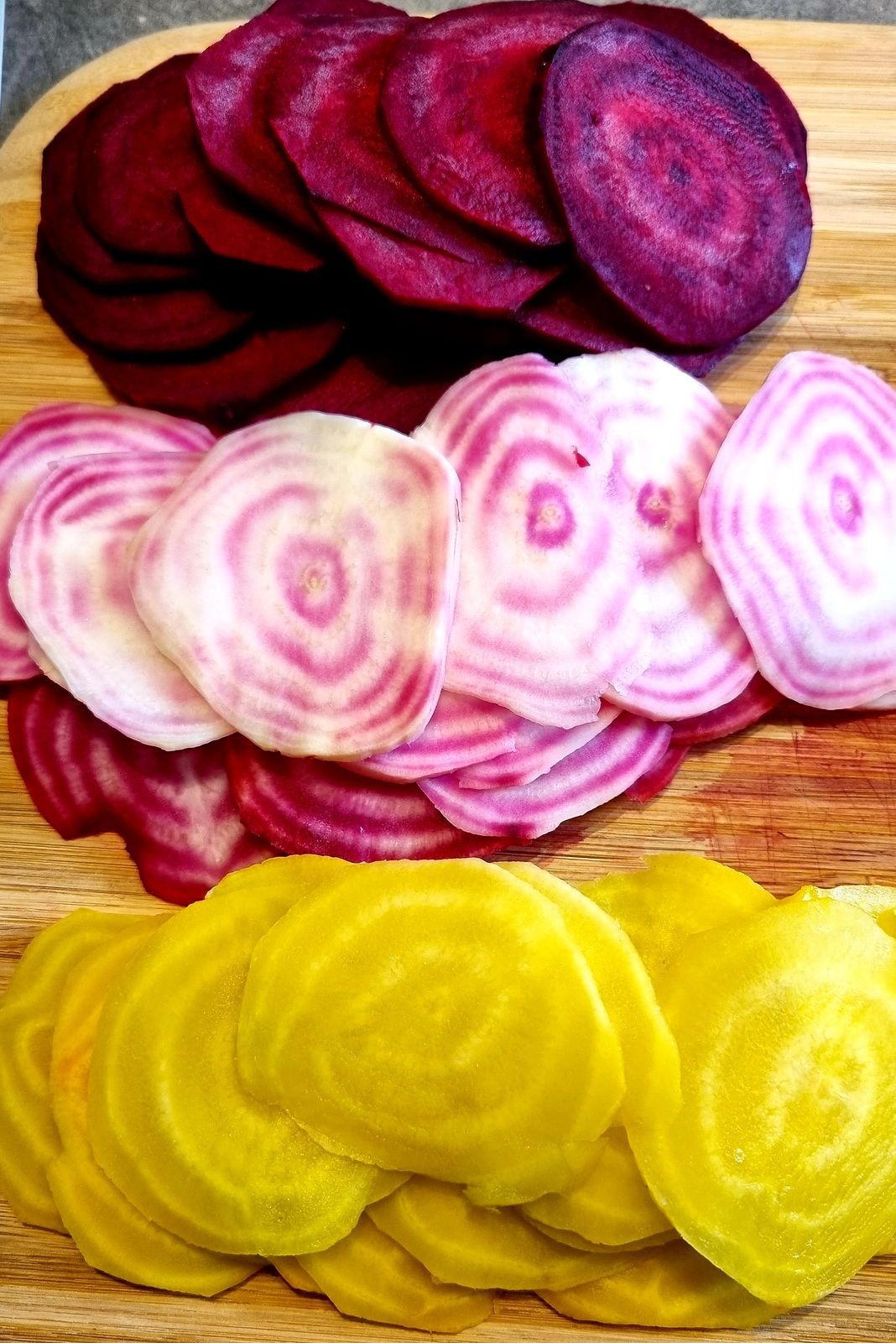 Carpaccio de betteraves à la fêta