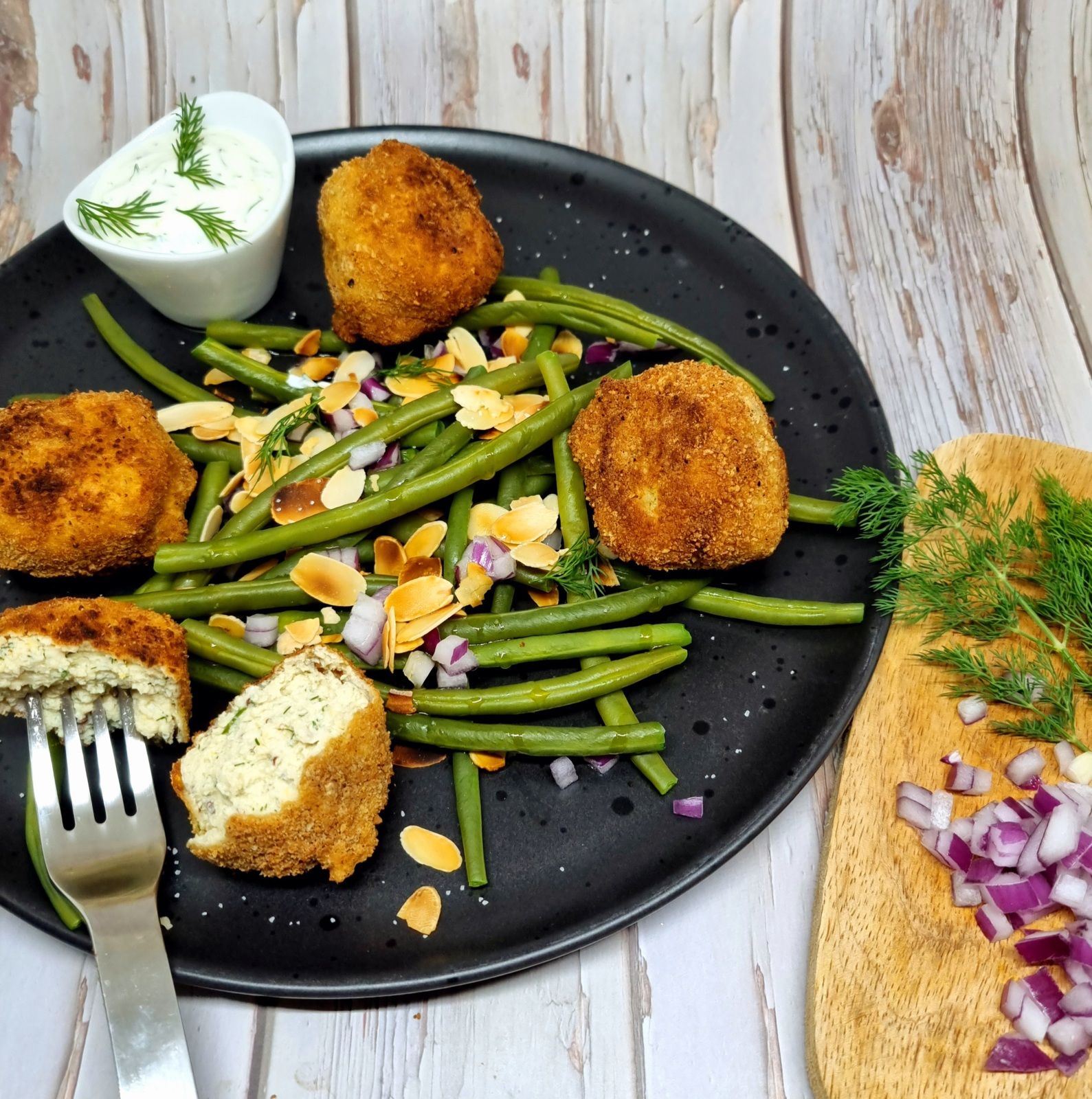Boulettes de tofu et salade de haricots verts