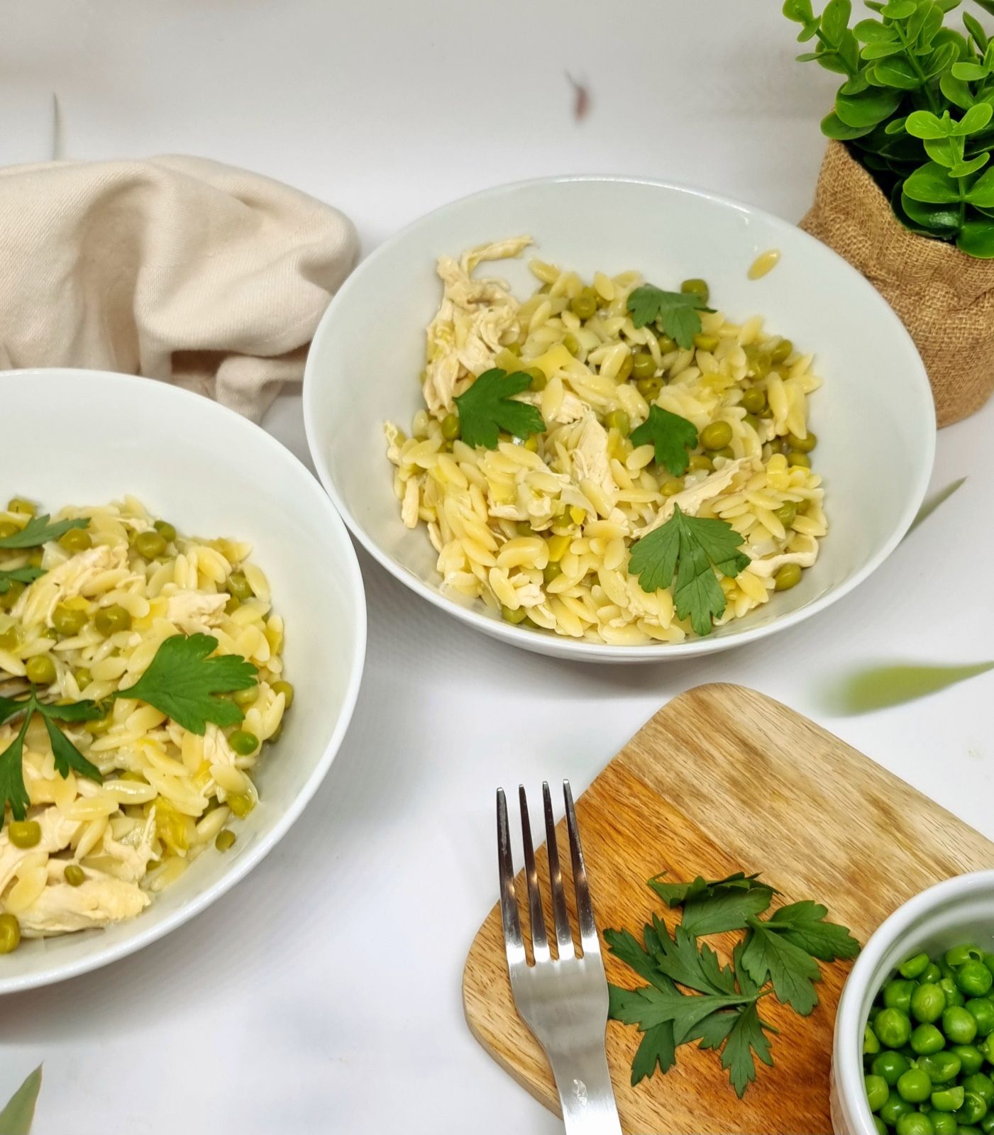 Orzotto au petits pois, poireau et poulet