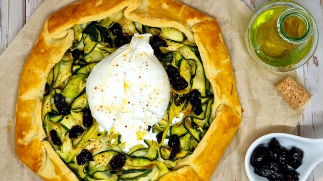 Tarte rustique courgettes et burrata
