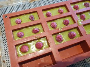 Financiers pistache et framboises