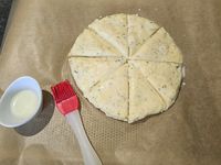 Scones parmesan et romarin