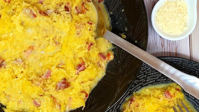 Courge spaghetti à la carbonara
