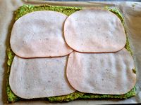 Roulé de brocoli au poulet et guacamole