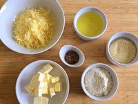 Tartelettes salées aux asperges, jambon cru et œuf