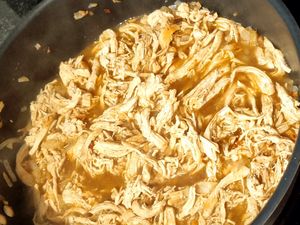 Soupe de maïs au poulet épicé