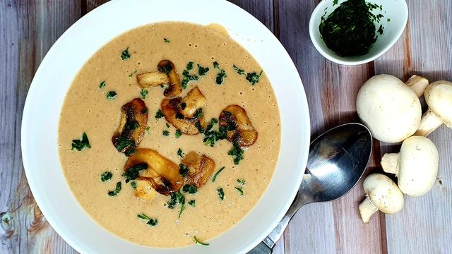 Velouté de châtaignes et champignons