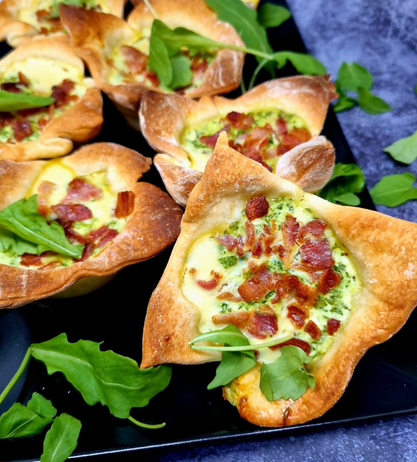 Mini quiches roquette et lard
