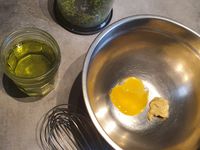 Brochettes de lotte et mayonnaise au basilic