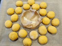 Camembert rôti et sa couronne de pains à la patate douce