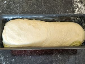 Pain brioché roulé au matcha