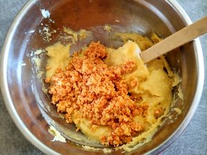 Churros de pomme de terre, chorizo et mozzarella