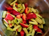Cobbler fraises et rhubarbe