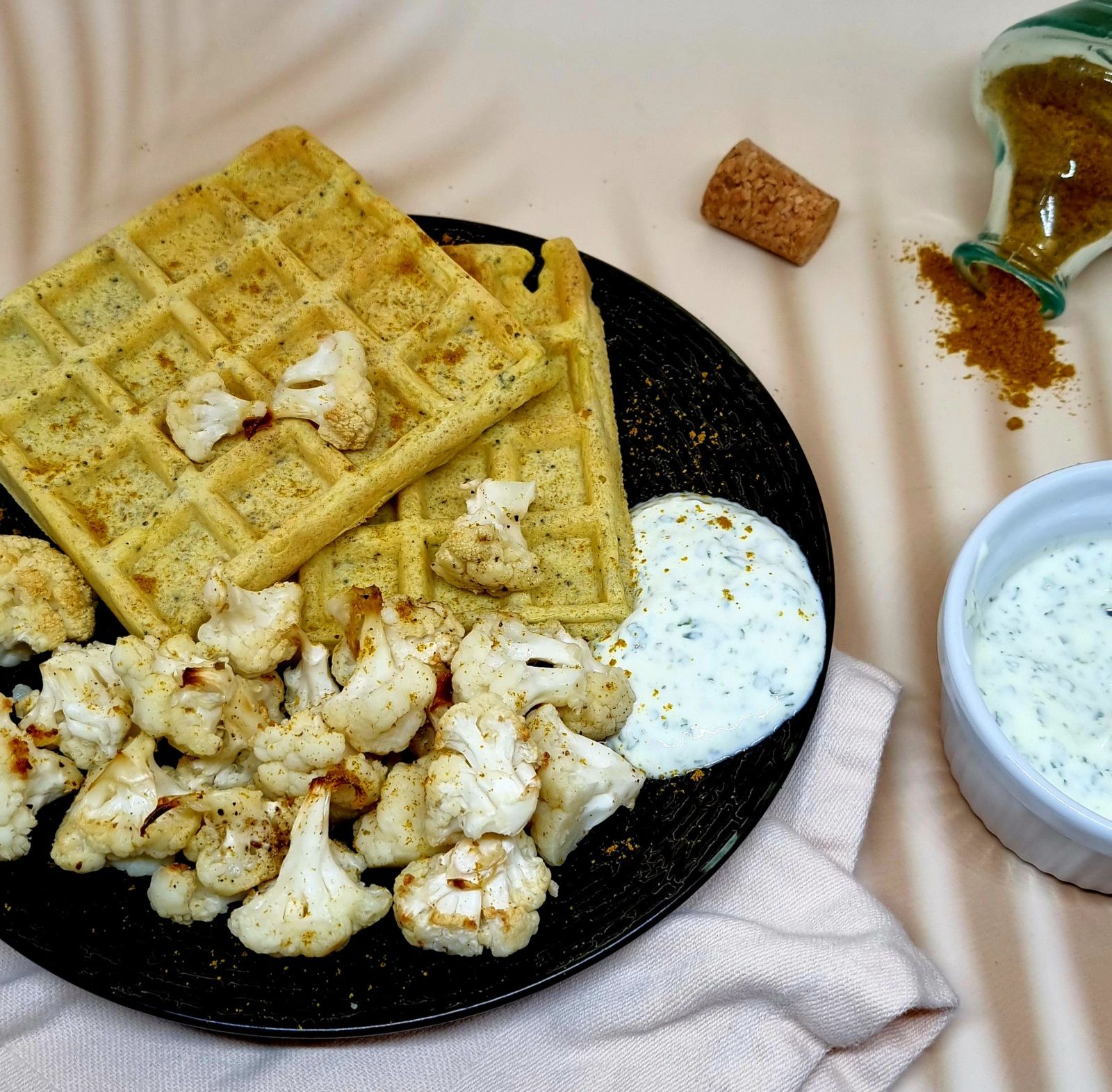 Gaufres curry et graines et chou fleur rôti