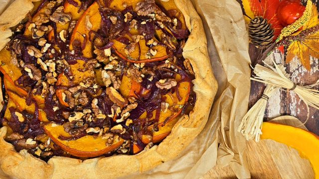 Tarte rustique potimarron et oignons