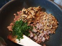 Butternut farçie au veau, champignons et châtaignes