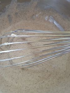 Galettes aux tomates, roquette et scamorza fumée