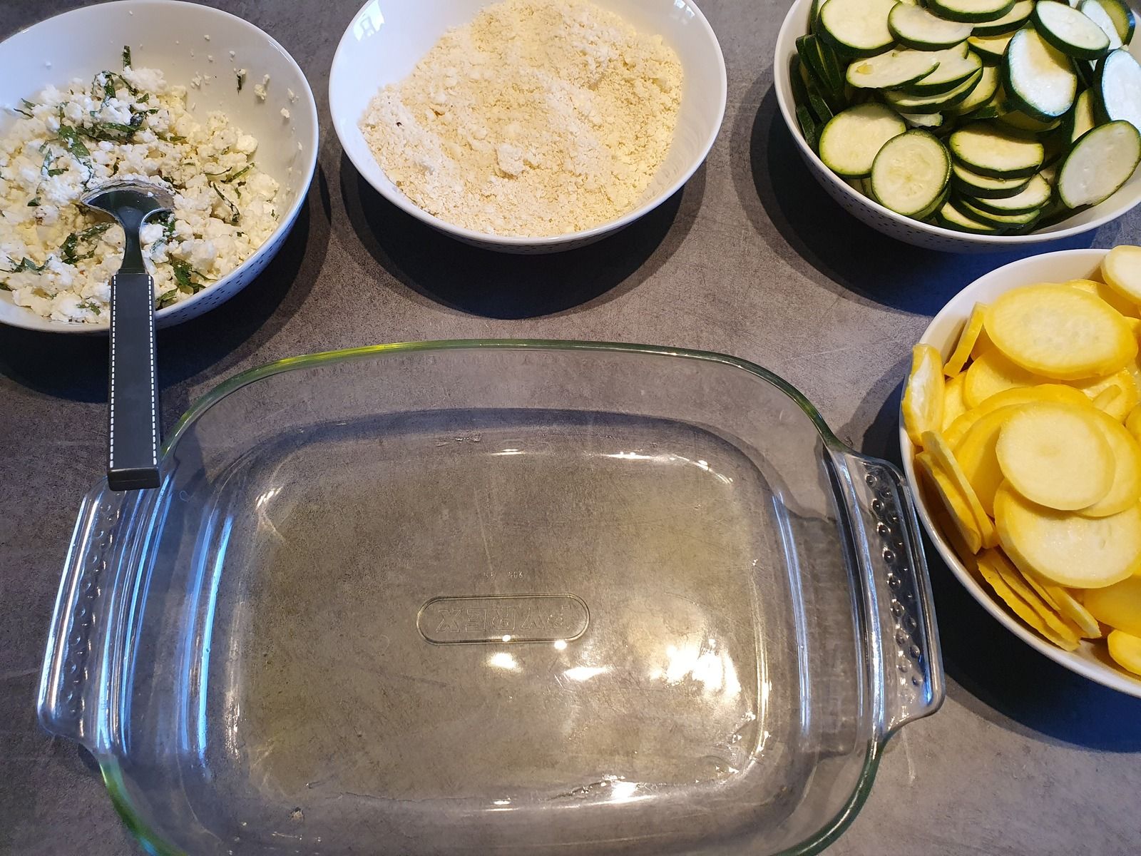 Crumble de courgettes à la feta