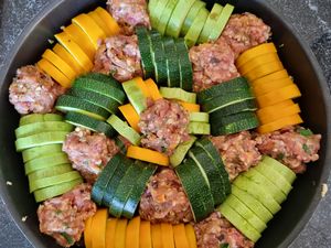 Tian de courgettes au boulettes