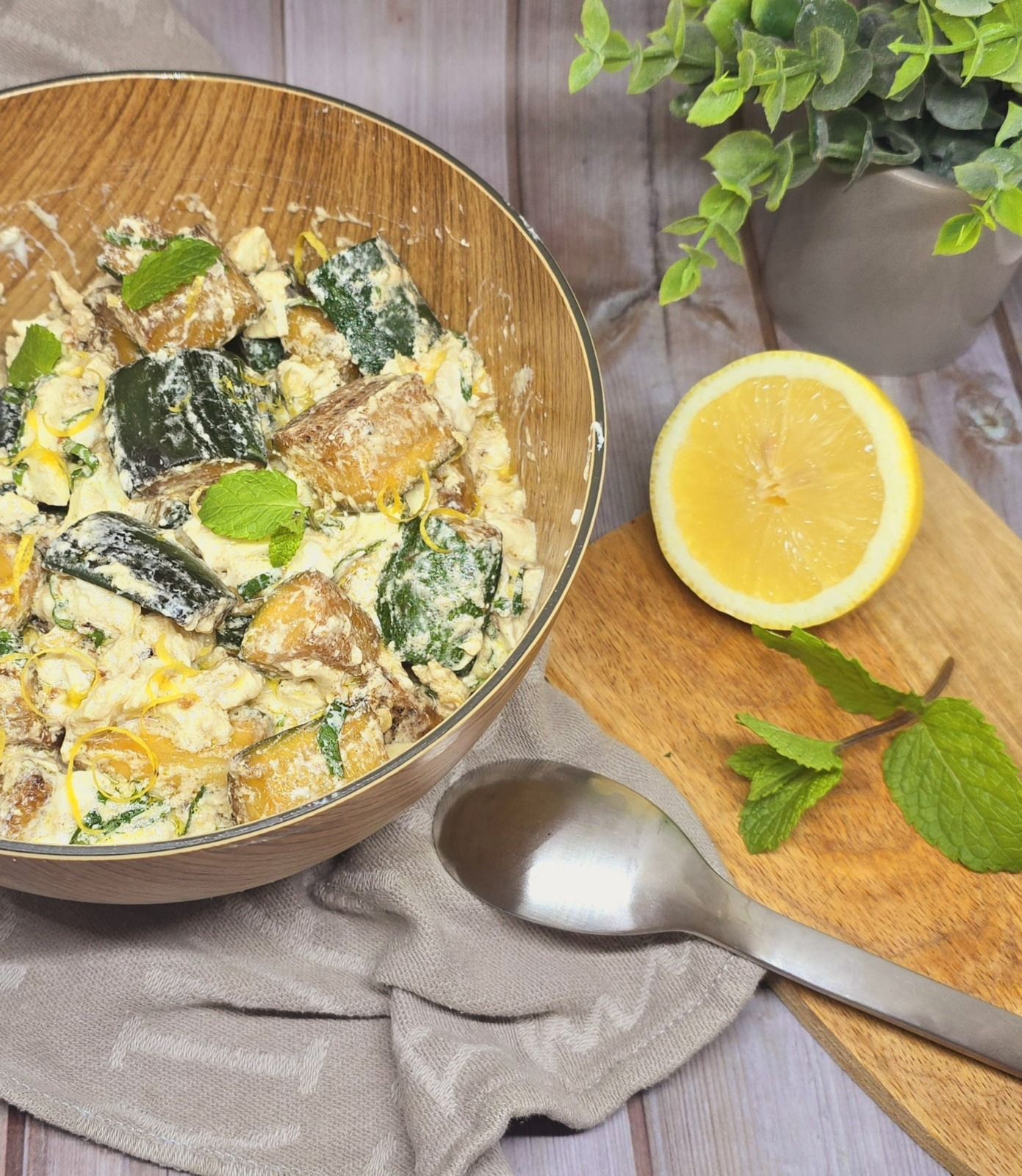 Salade de courgette fondante mozzarella et burrata