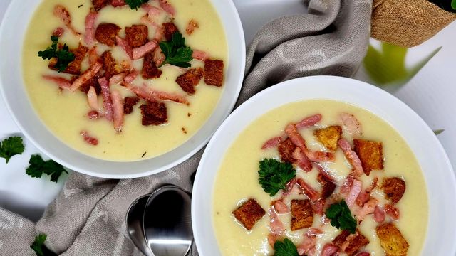 Soupe de pommes de terre au lard