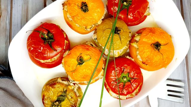 Tomates farçies aux sardines