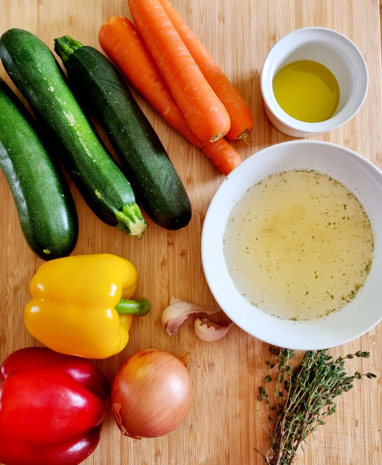 Spaghettis de légumes sauce poivron